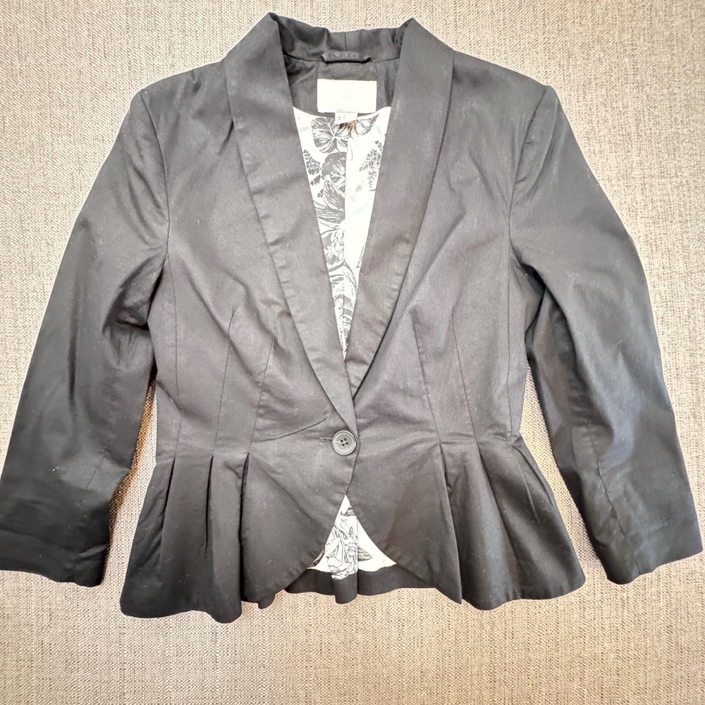 HM Womens Black Peplum Blazer Jacket Floral Lining Pleated Waist Size 4
